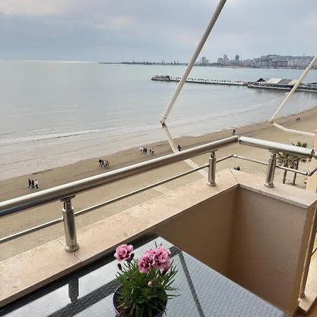 Sea View *