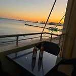 Sea View Lejlighed *