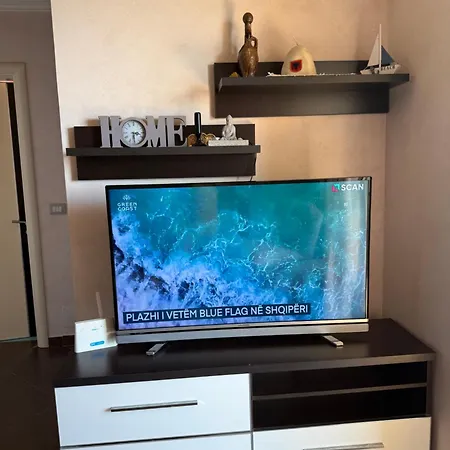 Sea View Apartment *