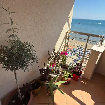 Sea View *